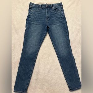 American Eagle Outfitter Skinny Jeans